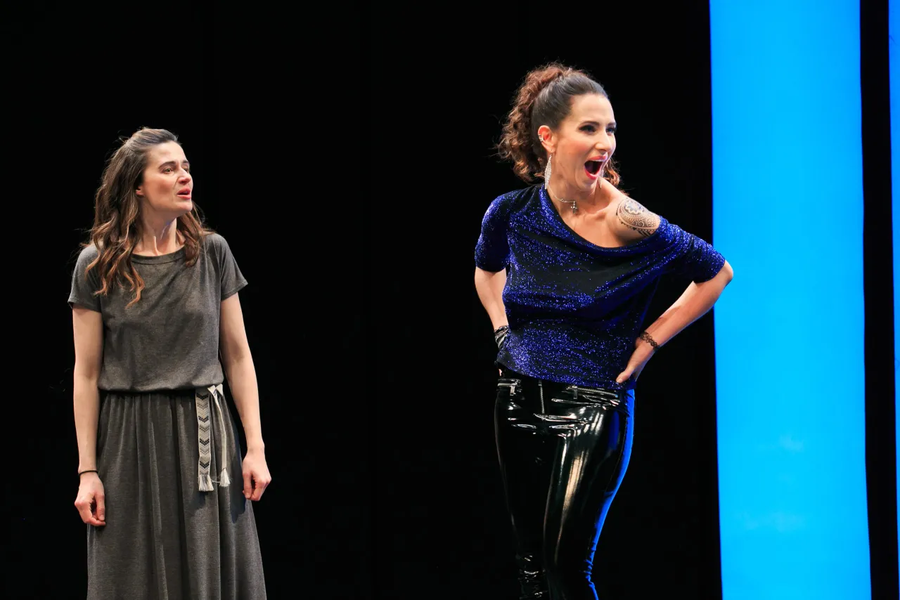 Zdjęcie Niezwyciężony w teatrze 6 piętro – poznaj fabułę i obsadę spektaklu