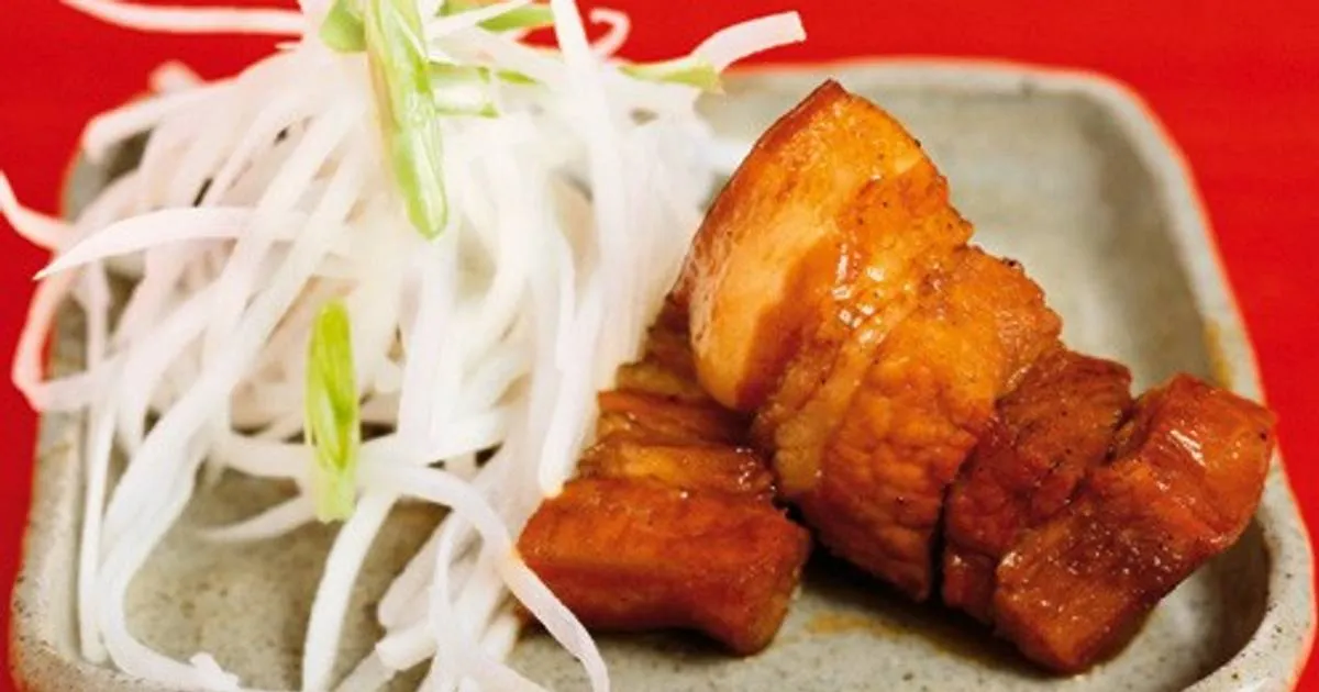 Zdjęcie Die perfekte Kochzeit für Schweinebauch: So gelingt er saftig und zart