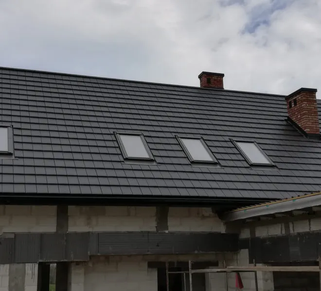 Zdjęcie Ile dachówek Braas Turmalin potrzebujesz na m2? Kluczowe informacje i obliczenia