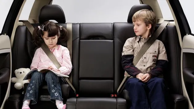 Zdjęcie Kiedy dziecko może jeździć bez fotelika? Sprawdź ważne przepisy