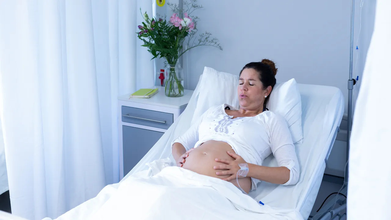 Zdjęcie Kiedy podają znieczulenie przy porodzie? Wszystko, co musisz wiedzieć
