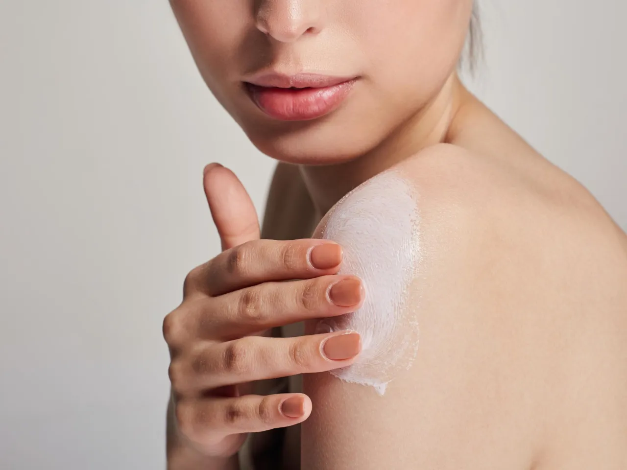 Zdjęcie Okluzja w kosmetyce: Klucz do nawilżonej sk&oacute;ry? Sprawdź!