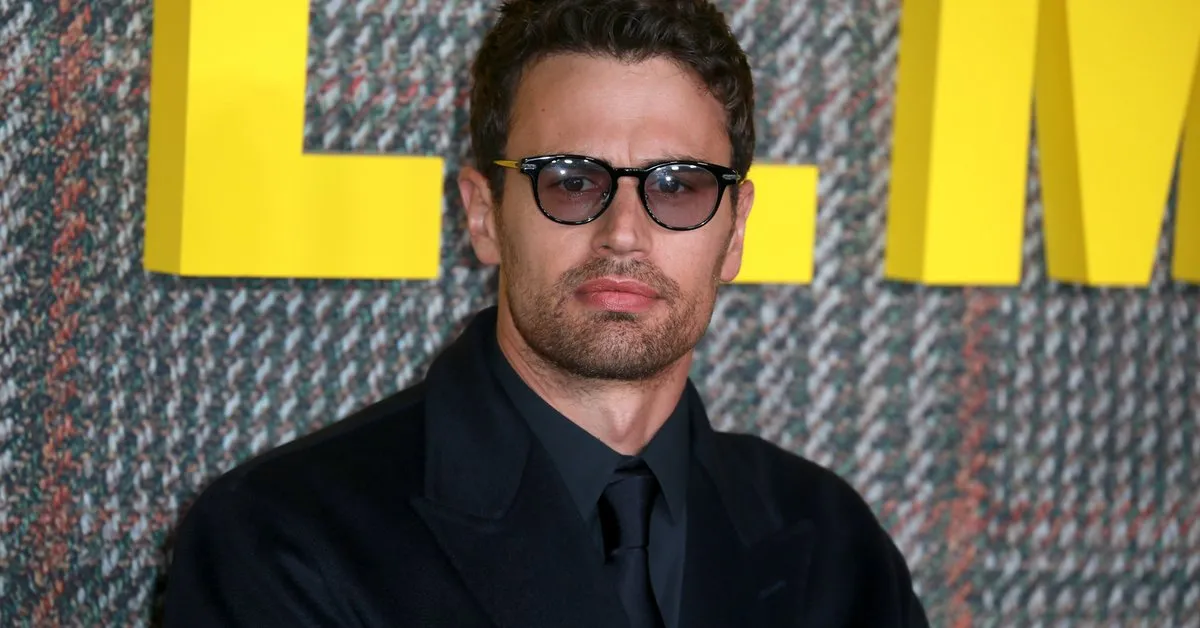 Zdjęcie Nowy James Bond aktor: Theo James na czołowej pozycji w wyścigu