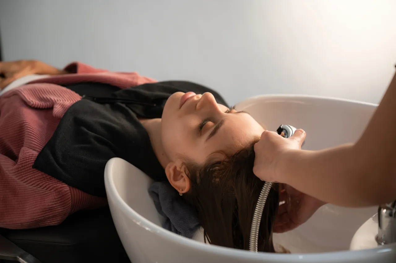 Zdjęcie Sauna czy botoks na włosy: który zabieg naprawdę działa lepiej?