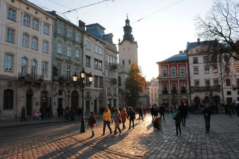 Zdjęcie Lwów atrakcje: Odkryj najpiękniejsze miejsca, które musisz zobaczyć