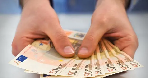 Zdjęcie Czarnogóra jaka waluta? Dowiedz się, dlaczego euro to najlepszy wybór.