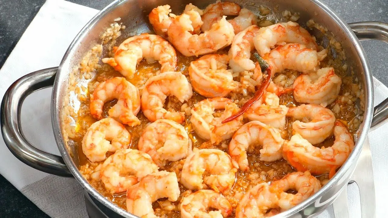 Zdjęcie Receta fácil de gambas al ajillo Arguiñano en minutos que encanta