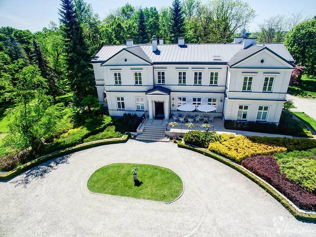Zdjęcie Biały Pałac Palczew: ekskluzywny wypoczynek w zabytkowym hotelu pod Warszawą