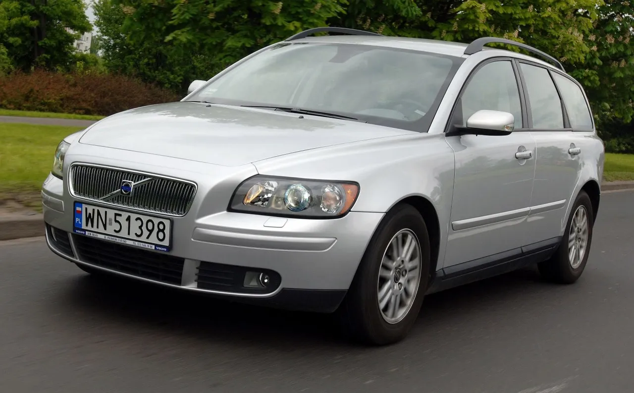 Zdjęcie Volvo V50 jaki silnik wybrać, aby uniknąć problemów z wydajnością?