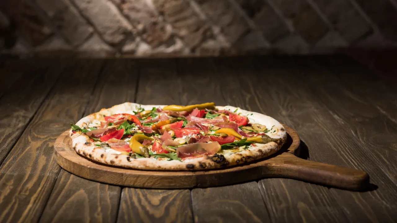 Zdjęcie Jaki kamień do pizzy wybrać, aby uniknąć rozczarowania?