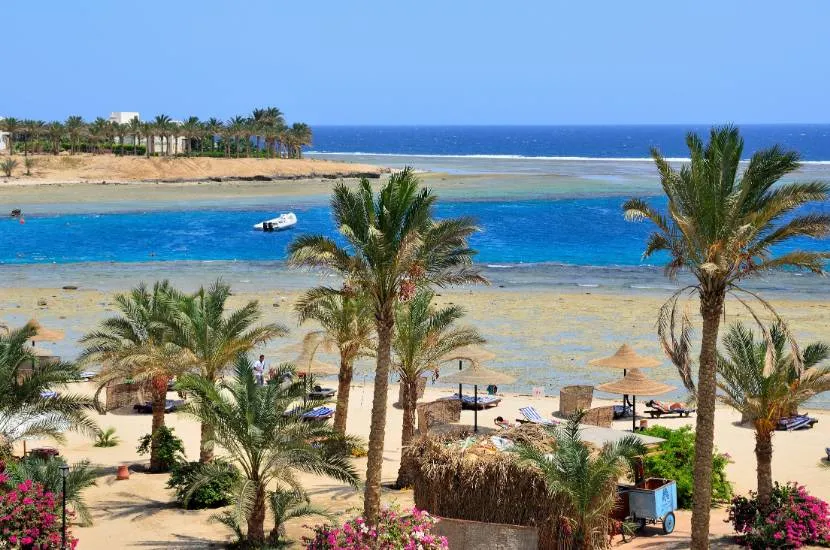 Zdjęcie Ile trwa lot do Marsa Alam? Czas podróży z Katowic bez zaskoczeń