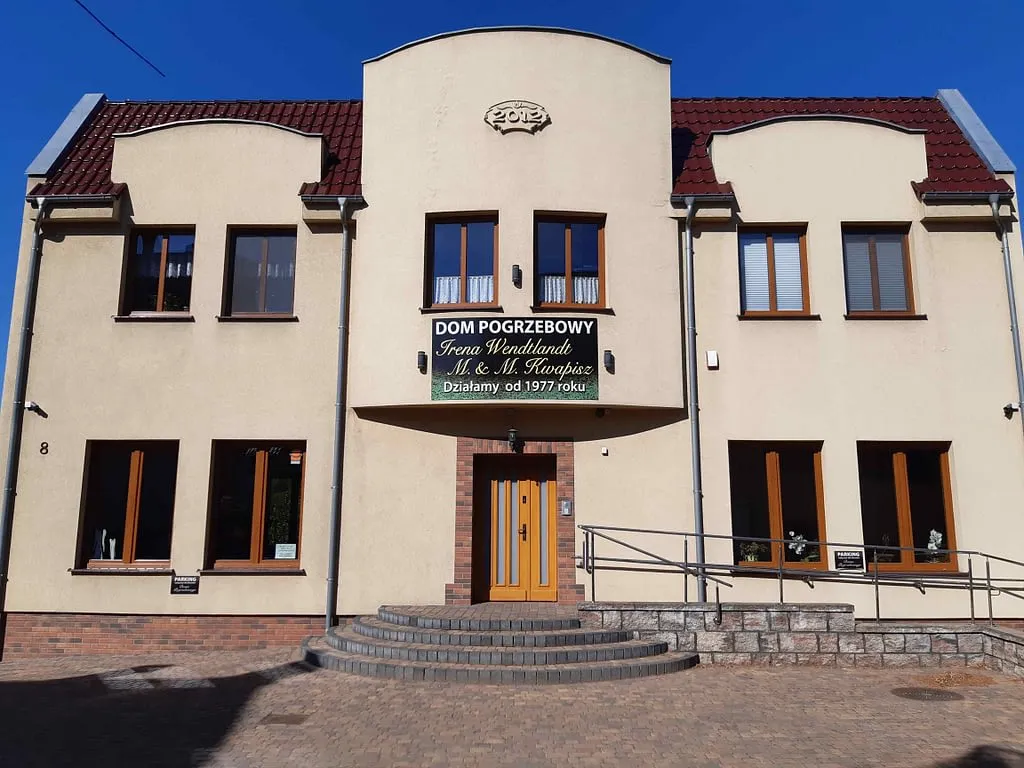Zdjęcie Jak sprawdzić datę pogrzebu w Szamotułach i uniknąć niepewności
