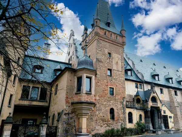Zdjęcie Pałac w Sobótce: Odkryj jego fascynującą historię i architekturę