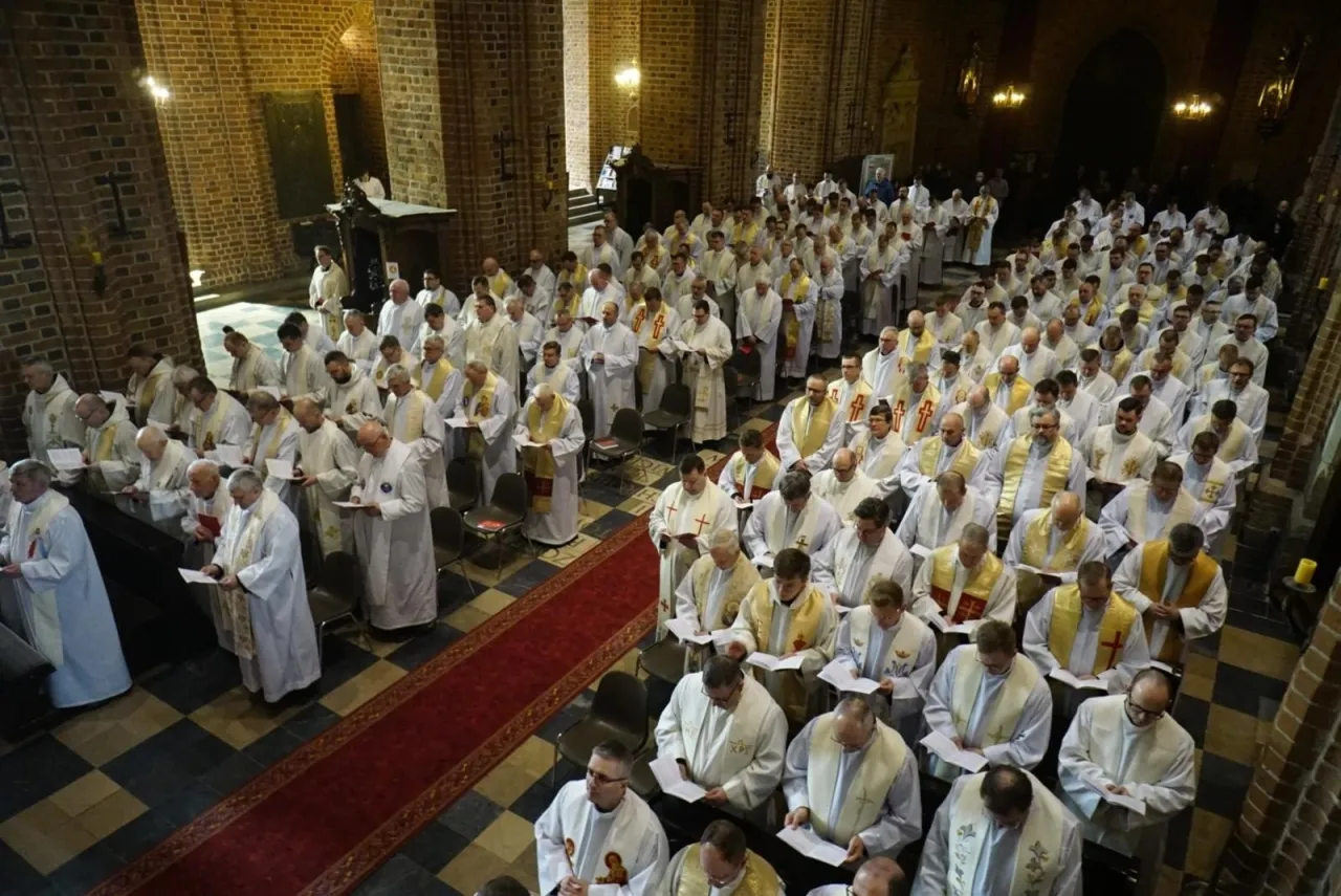 Zdjęcie Triduum Paschalne: ile trwa msza w Wielki Czwartek, Piątek i Sobotę?