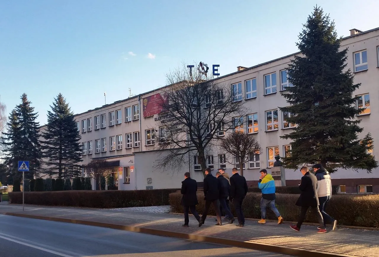 Zdjęcie Elektryk Nowy Sącz - ile punktów potrzebujesz na technika?