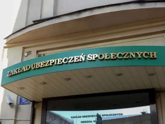 Zdjęcie Czy kuroniówka wlicza się do stażu pracy? Sprawdź, co musisz wiedzieć
