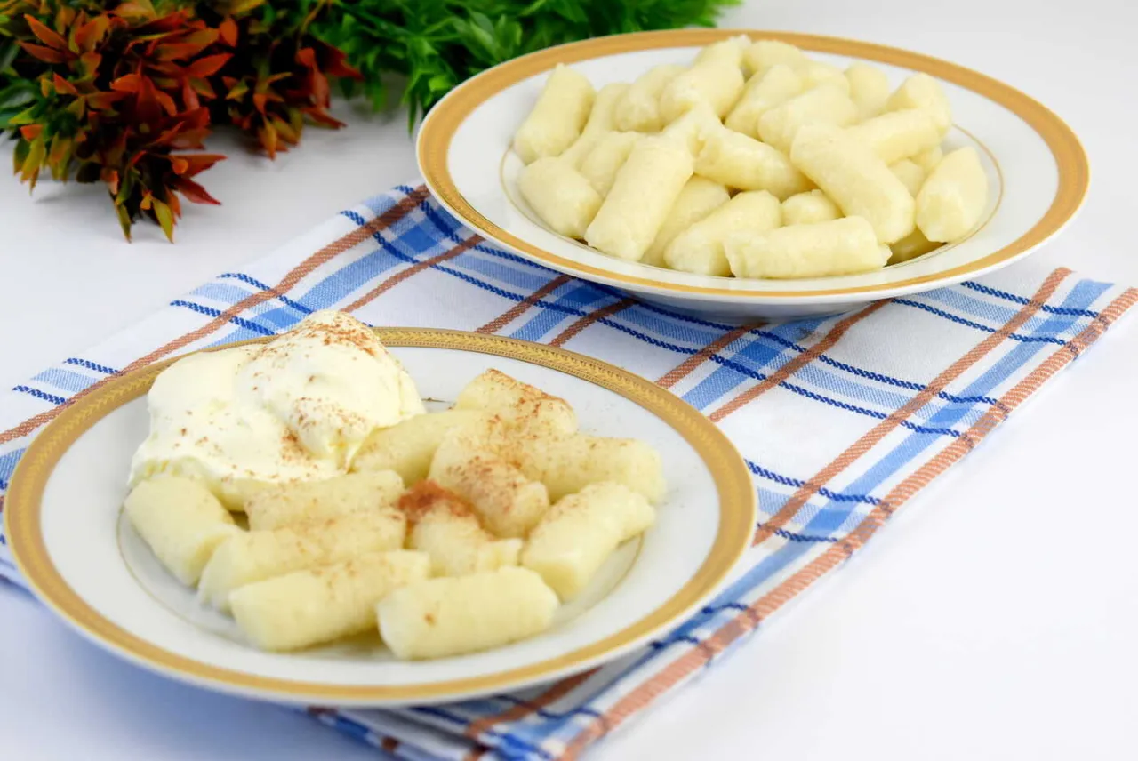 Zdjęcie Kluski ryżowe: Gdzie kupić? Znajdź idealne do Pad Thai i Tteokbokki