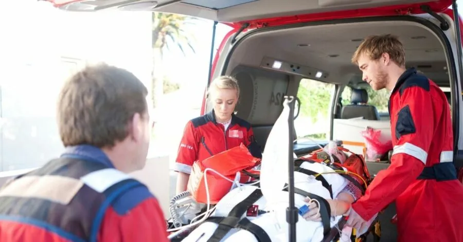 Zdjęcie 47 leków które może podać ratownik medyczny w krytycznych sytuacjach