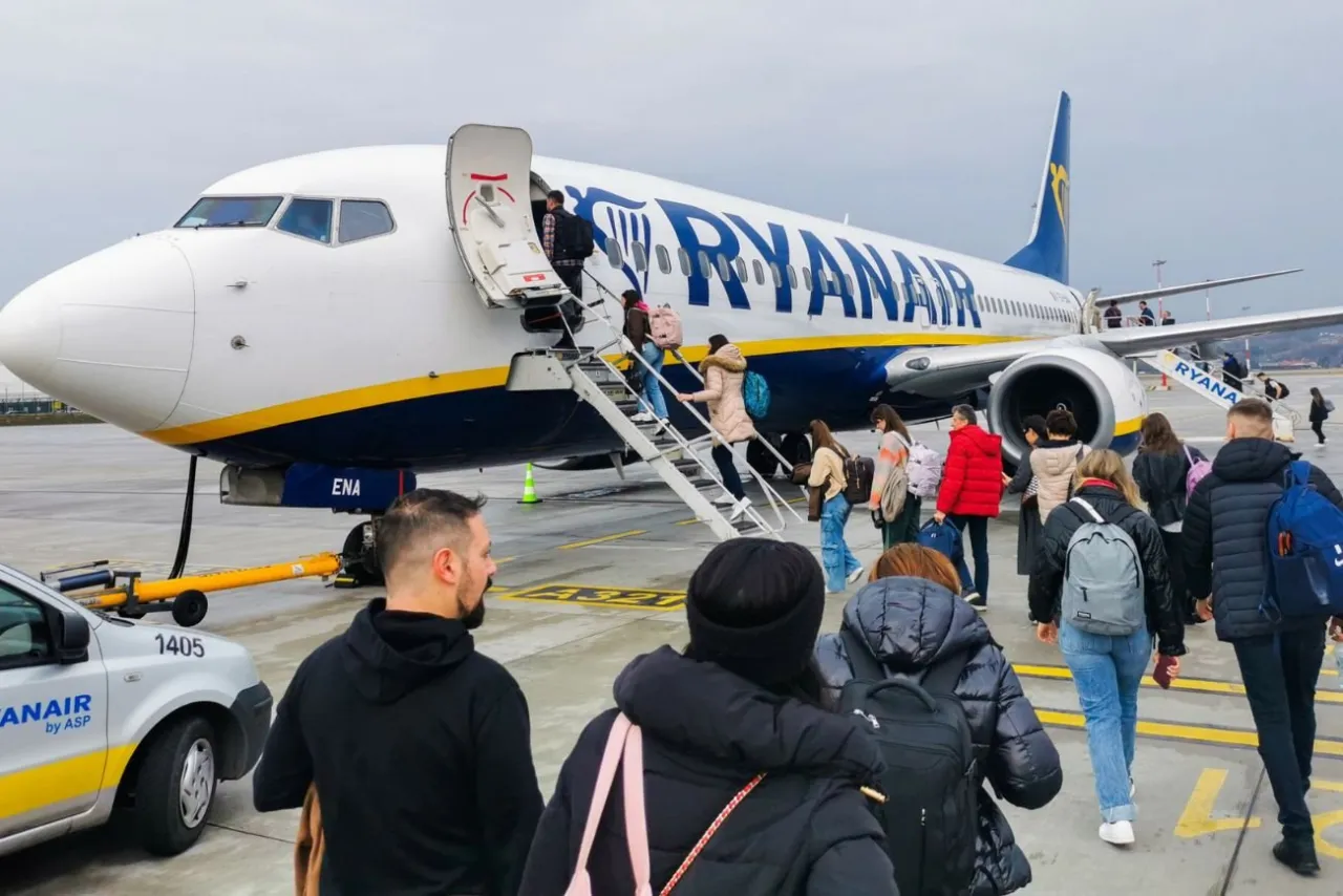 Zdjęcie Czy Ryanair odwołuje loty z Polski? Sprawdź, co musisz wiedzieć