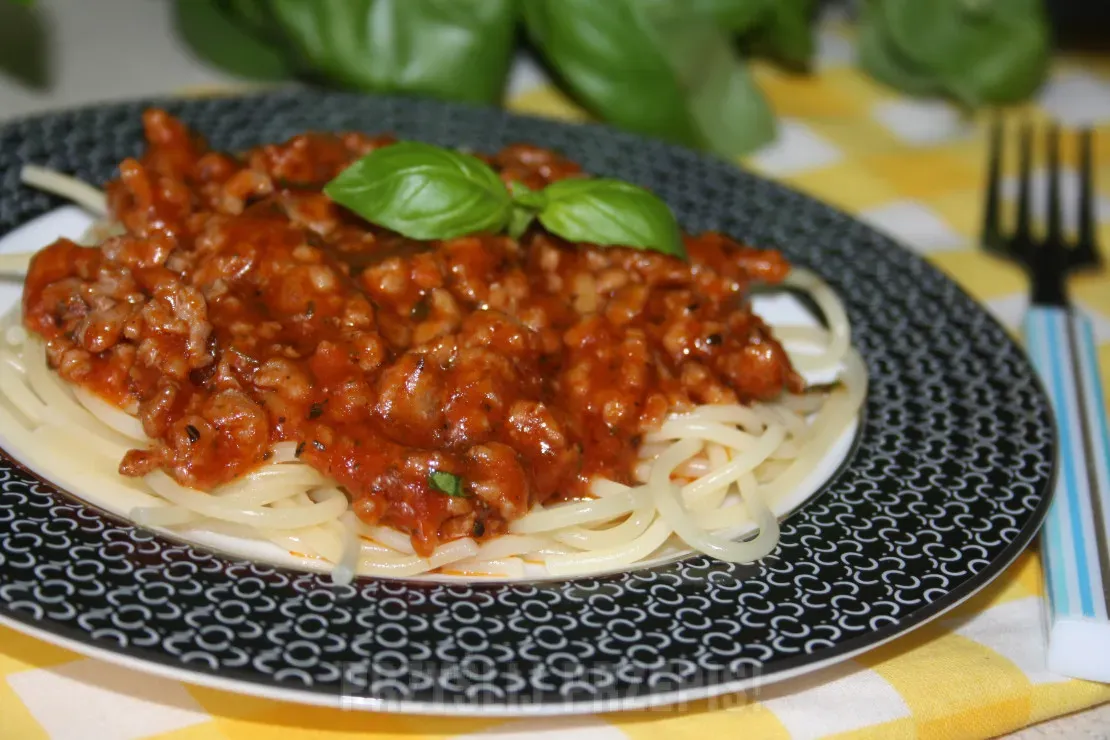 Zdjęcie Jak zrobić sos do spaghetti z mięsem mielonym, który zachwyci smakiem