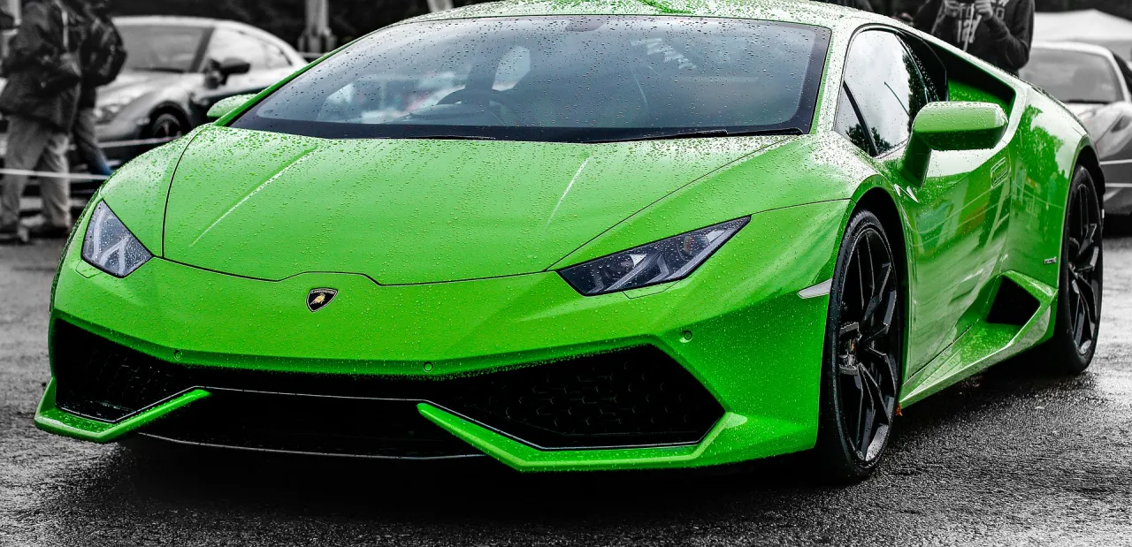 Zdjęcie Ile kosztuje Lamborghini Huracan? Sprawdź ceny i tajemnice zakupu