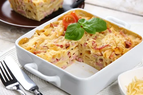 Zdjęcie Szybkie i smaczne dania na obiad z makaronu, które zachwycą każdego
