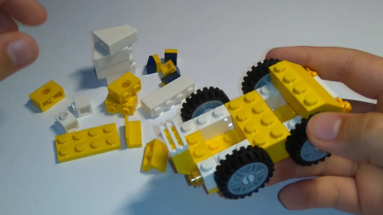 Zdjęcie Jak zbudować samochód z Lego - proste instrukcje i kreatywne pomysły