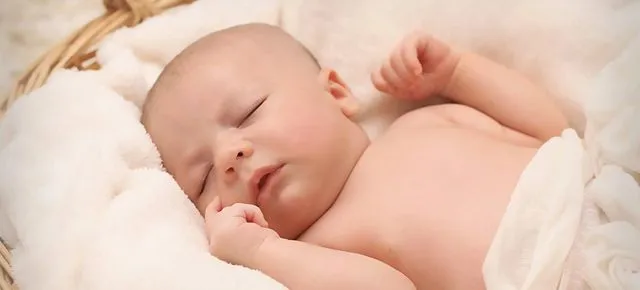 Zdjęcie Do kiedy dziecko je w nocy? Kluczowe informacje dla rodziców