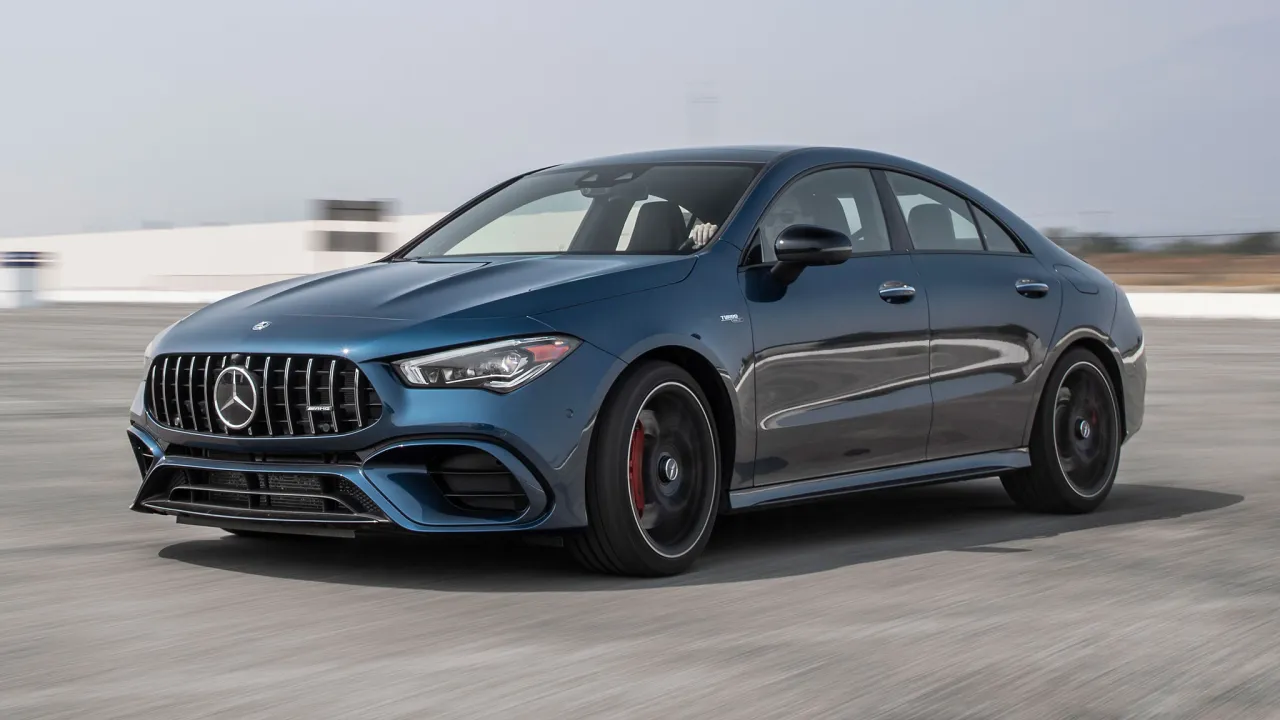 Zdjęcie Mercedes CLA 45 AMG - moc, osiągi i najlepsze modyfikacje