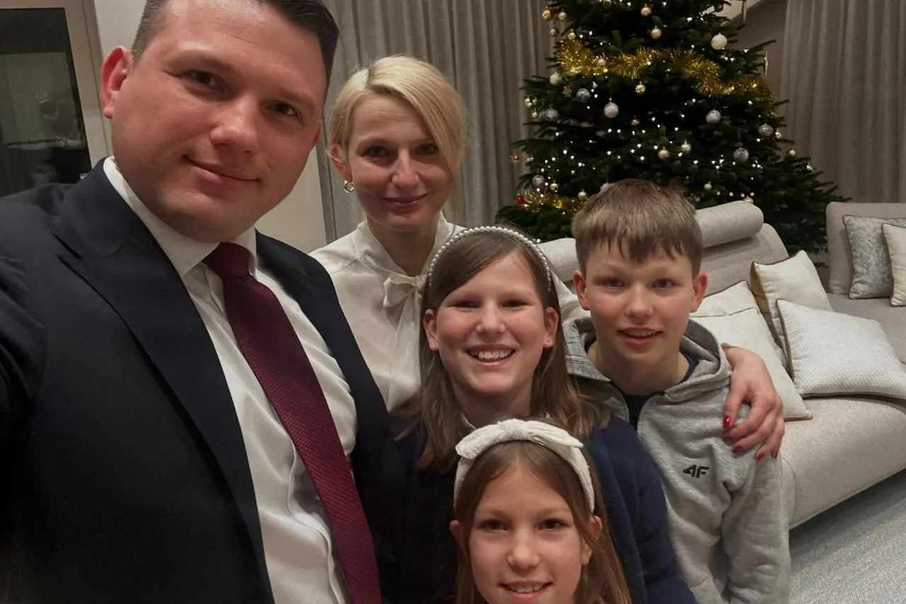 Zdjęcie Czy Mentzen ma dzieci? Odkryj, kim są jego pociechy i ich imiona