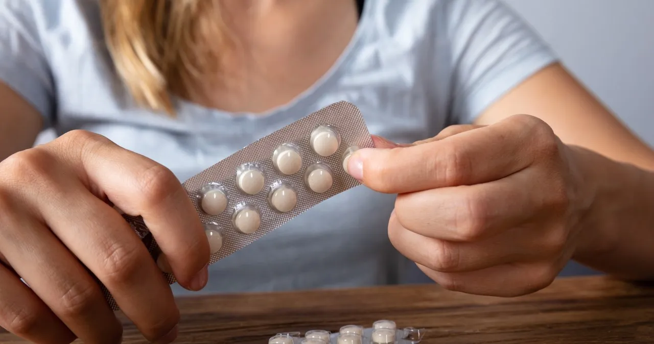 Zdjęcie Jak długo można zażywać leki po terminie ważności? Sprawdź ryzyko.