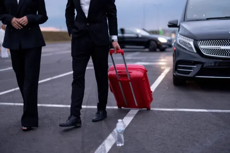 Zdjęcie Ile kosztuje transfer z lotniska do hotelu? Sprawdź ceny i opcje
