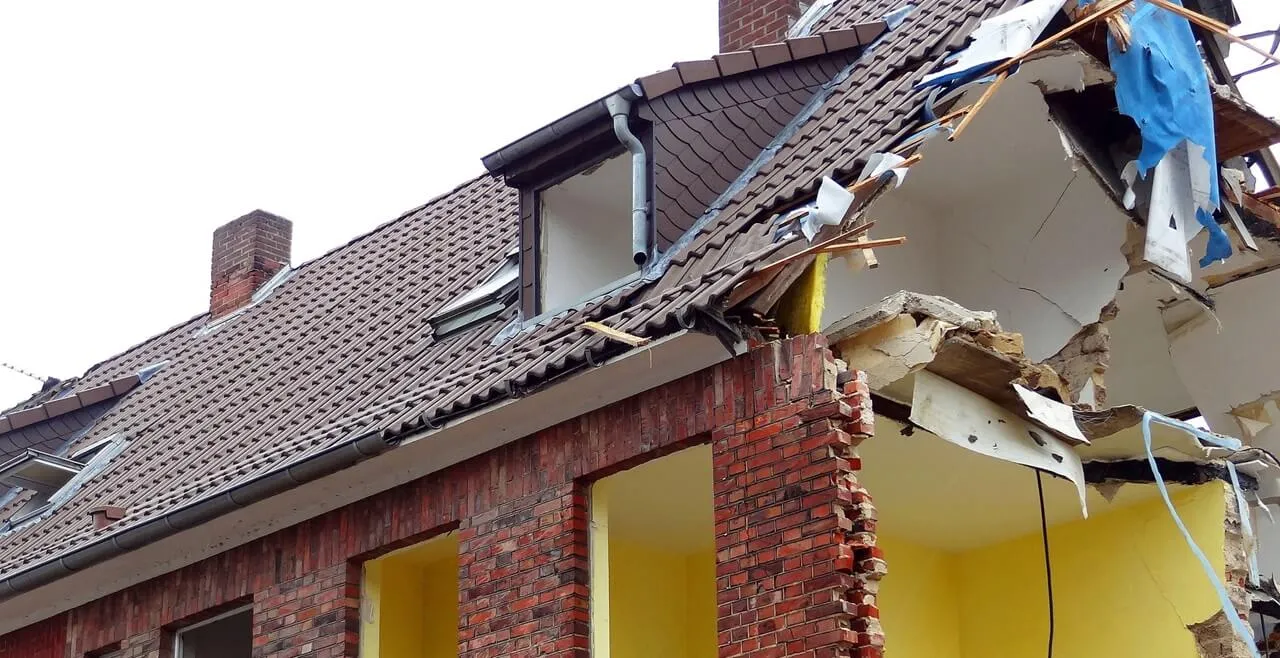 Zdjęcie Osiadanie budynku ile trwa? Zaskakujące fakty o czasie i przyczynach