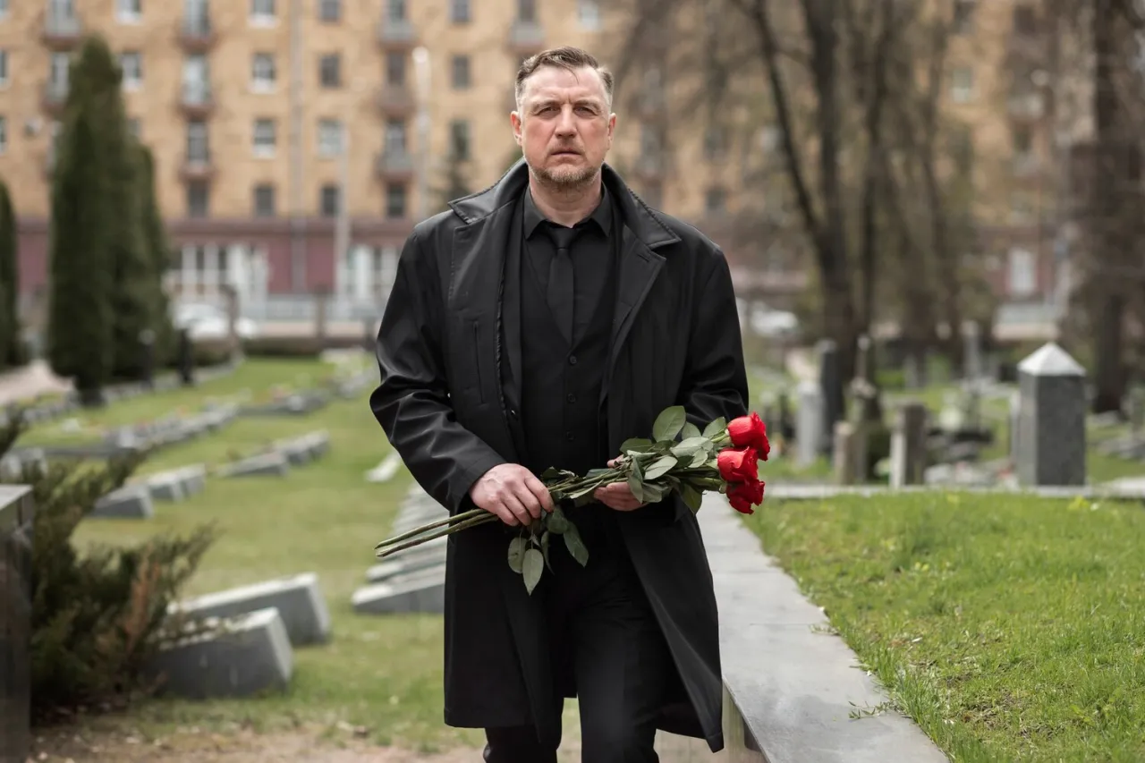 Zdjęcie Sennik: Co oznacza sen o zmarłym ojcu - znaczenie i ukryte przesłanie