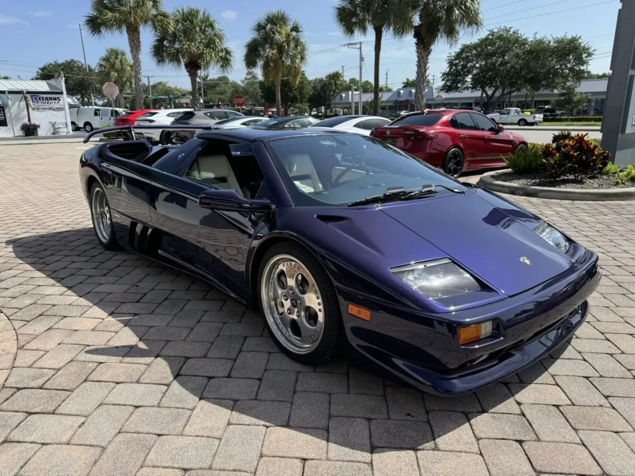 Zdjęcie Ile kosztuje Lamborghini Diablo? Zaskakujące ceny na rynku kolekcjonerskim