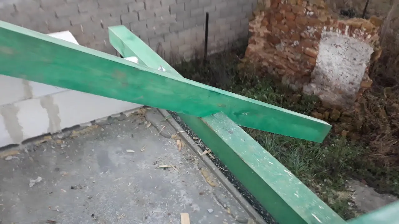 Zdjęcie Jak uniknąć błędów przy styku ściany szczytowej z dachem?