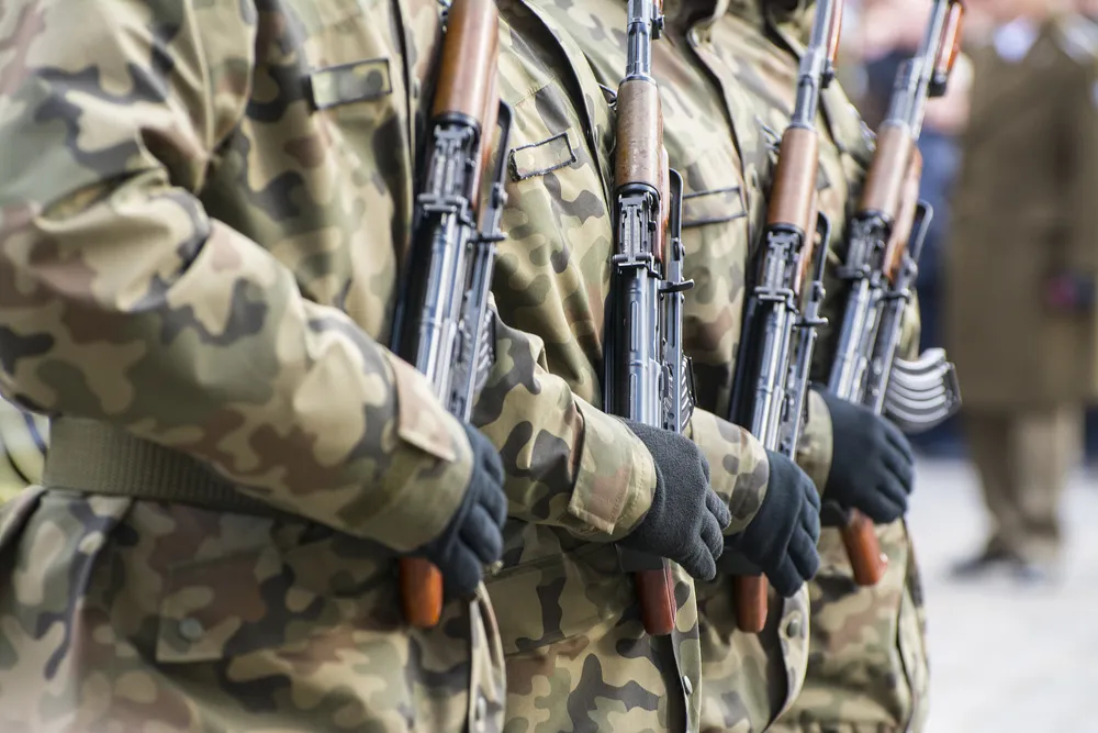 Zdjęcie Ile zarabia żołnierz zawodowy? Zaskakujące fakty o wynagrodzeniach