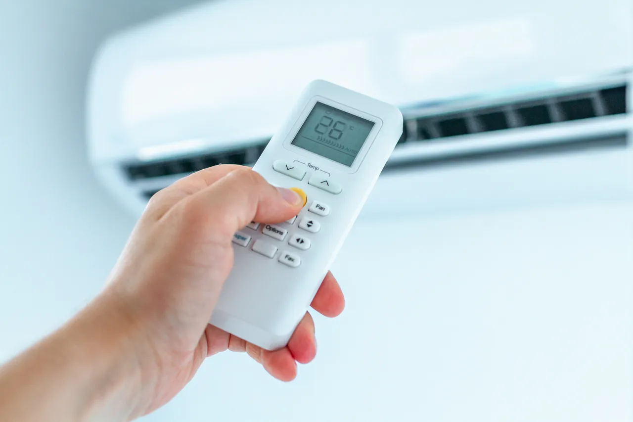Zdjęcie Jak włączyć ogrzewanie w klimatyzacji - prosty sposób krok po kroku