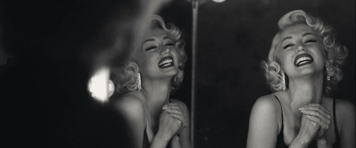 Zdjęcie Blondynka na Netflix: Kontrowersyjny dramat o Marilyn Monroe