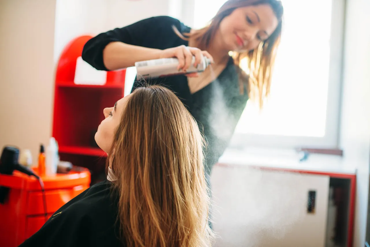 Zdjęcie Najlepsze promocje w salonach fryzjerskich: jak znaleźć okazje na zabiegi