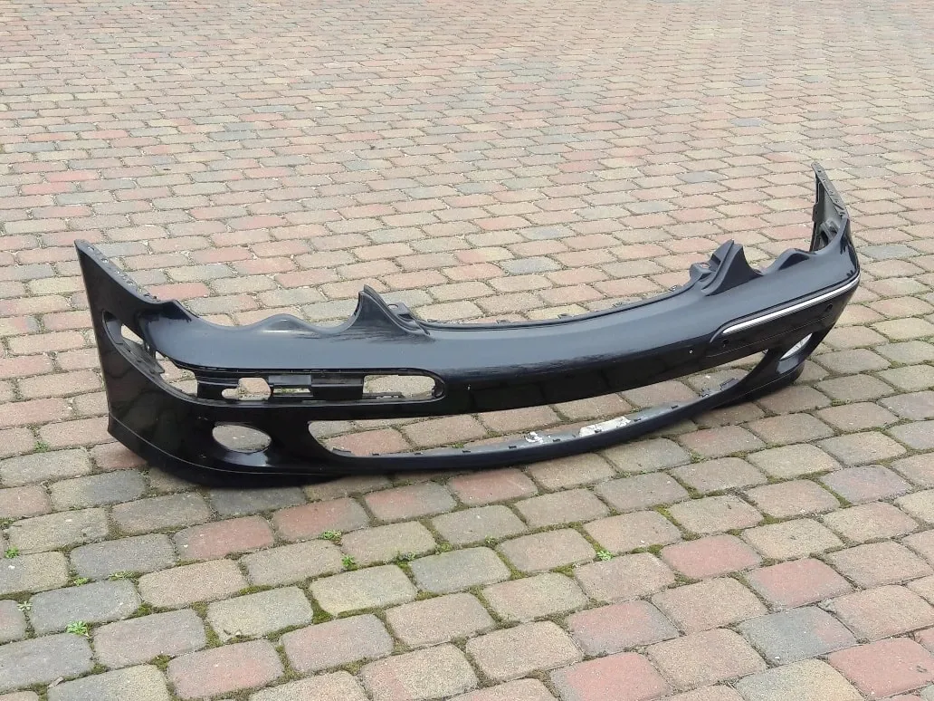 Zdjęcie Jak zdjąć tylny zderzak Mercedes W203 - proste kroki i porady