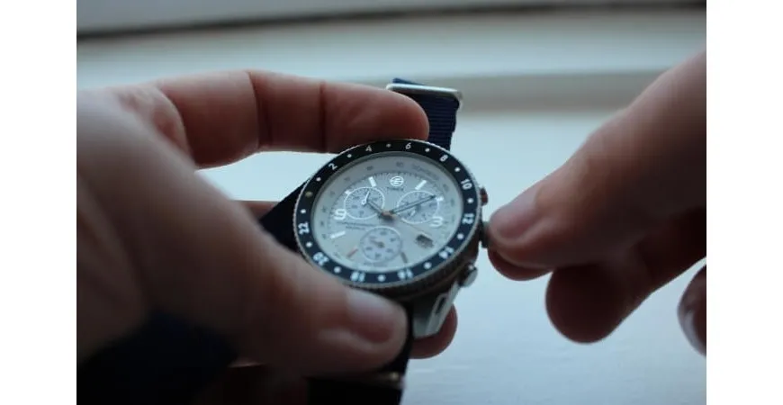 Zdjęcie Chronograf w zegarku do czego służy? Odkryj jego niezwykłe funkcje