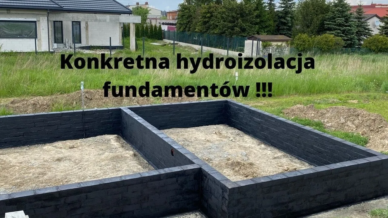 Zdjęcie Czym malować fundament, aby zapewnić im trwałość i ochronę?