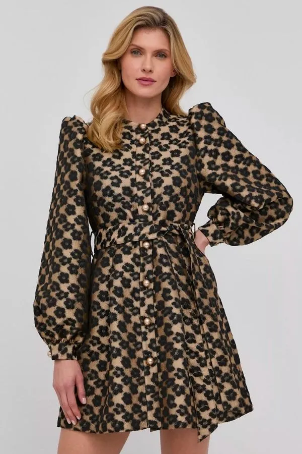 Zdjęcie Sukienki retro lata 80: Najmodniejsze style i gdzie je kupić