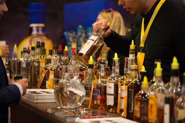 Zdjęcie Ile się trzeźwieje po whisky? Sprawdź, jak długo to trwa