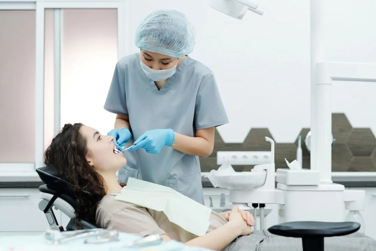 Zdjęcie Jak często chodzić do dentysty, aby uniknąć poważnych problemów?