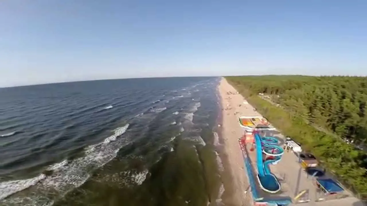 Zdjęcie Stegna do morza: odległość, czas dojazdu i najlepsze trasy do plaży