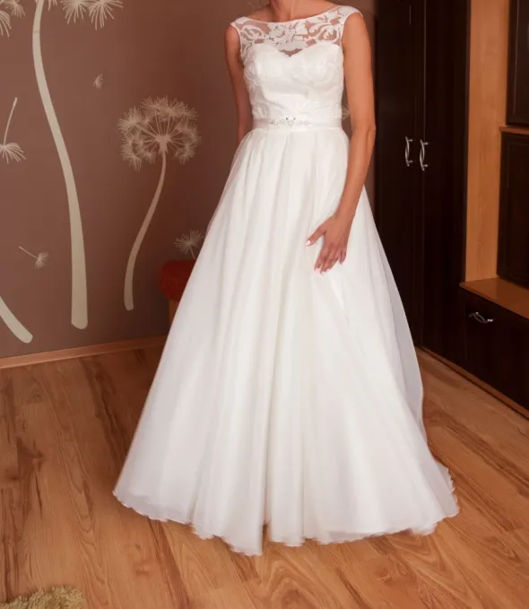 Zdjęcie Jakie buty do sukni ślubnej w śmietankowej bieli? 5 top porad