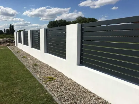 Zdjęcie Jaki tynk na ogrodzenie: wybierz najlepsze materiały i uniknij błędów