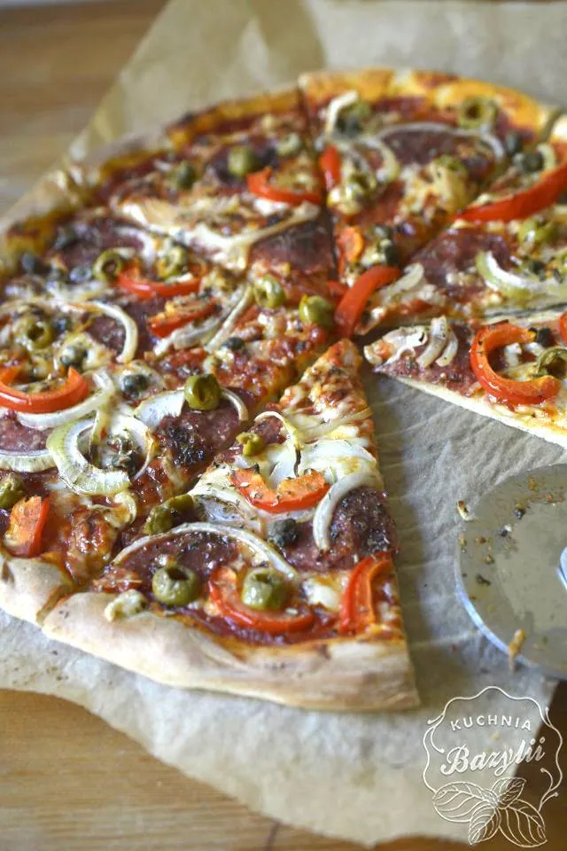 Zdjęcie Jak zrobić dobrą pizzę w piekarniku i uniknąć najczęstszych błędów